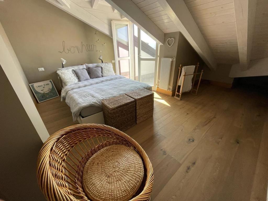 Charming Penthouse In *